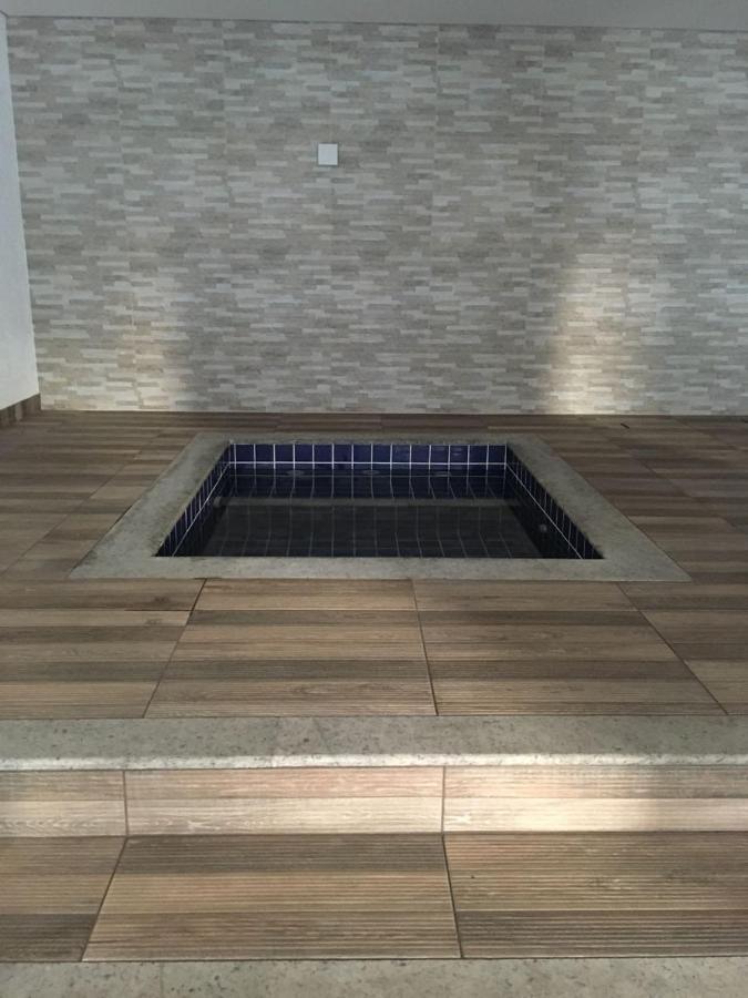 Apartamento No Condominio Casa Da Madeira Em Caldas Novas-Go Экстерьер фото